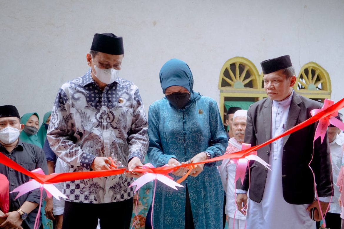 Bupati Barru Hadiri Pembukaan Masjid Ilmal Yaqien