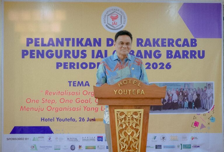 Bupati Barru Hadir Dan Saksikan Pelantikan IAI Cabang Barru 2022-2026