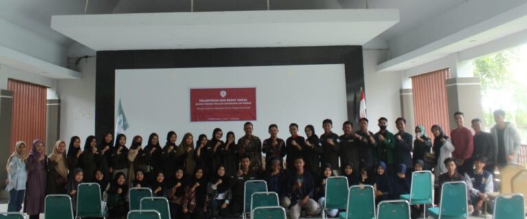 Wakil Bupati Barru Aska Mappe, Terima Silaturahmi Pemuda, Pelajar Dan Mahasiswa Gattareng Di Rujab