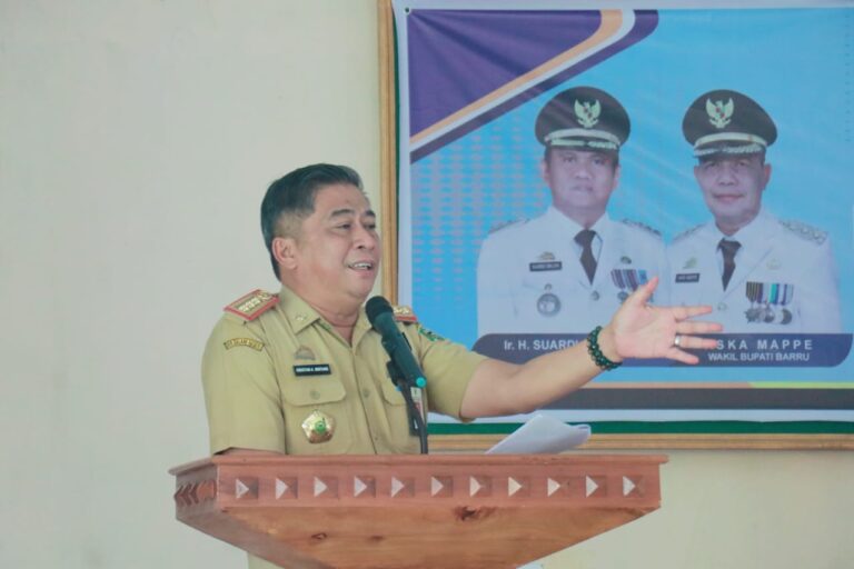 Sekda Barru Hadiri Penyerahan DP4 Pemilihan Kepala Desa Serentak Kab.Barru