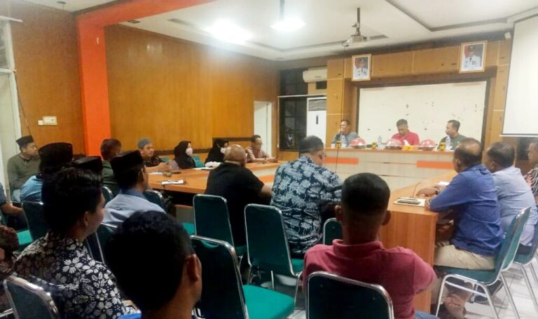Sekda Barru Abustan, Pimpin Rapat Persiapan Pencanangan Kampung Siaga Bencana