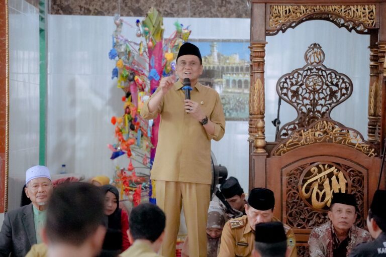 Bupati Barru Menhadiri Maulid di Masjid Nurul an Faq Doi-doi
