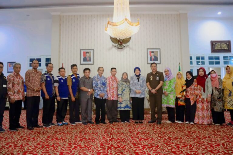 Ketua KKS Barru Hasnah Syam Terima Rombongan Forum Kab.Sehat Berau Dirujab Bupati Barru