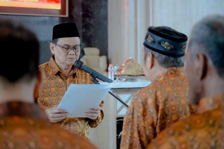Suardi Saleh Lantik Andi Anwar Aksa Jadi Ketua PWRI Kabupaten Barru Priode 2022-2027