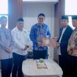 Bupati Barru Apresiasi Tim Kerja Pengusulan Gelar Pahlawan Nasional Anregurutta Ambo Dalle bc56d97a30192b5ba780b3125a18765a0a2f2b20b7ea573bc0f408c0db3c00f4.0