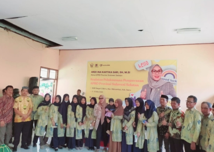 Ketua DPRD Provinsi Sulawesi Selatan Kunjungi SMK 3 Barru