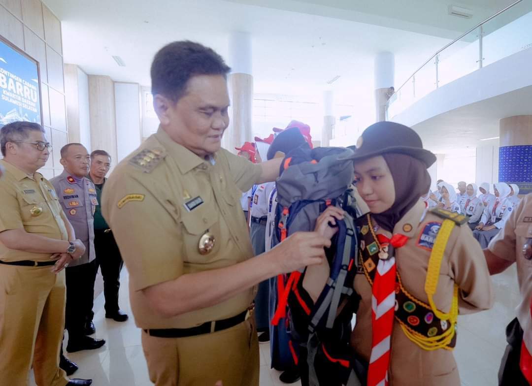 Lepas Peserta Rainas, Bupati Barru: Jaga Kekompakan dan Kerjasama Tim