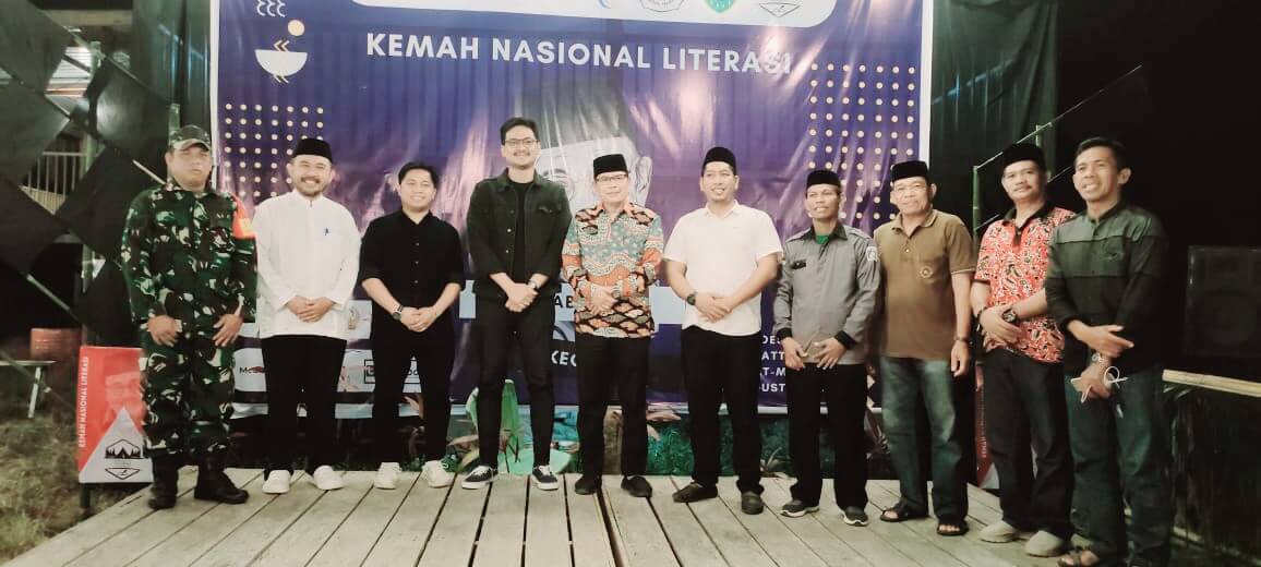 Kadis Pendidikan dan Kebudayaan Kab.Barru Andi Adnan Azis Buka Kegiatan Kemah Nasional Literasi Kampung Habibie Kecil