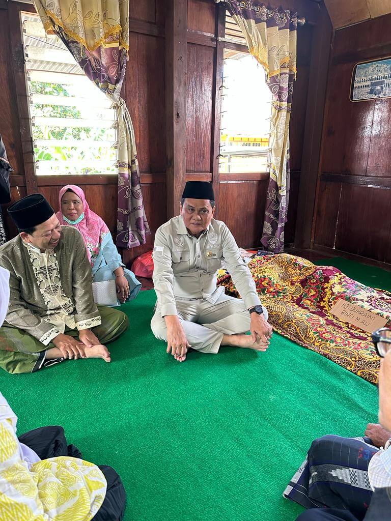 Bupati Barru Melayat ke Rumah Duka