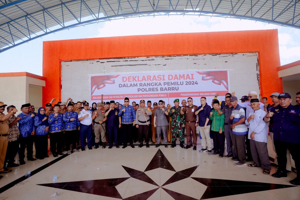 Bupati Barru Hadiri Apel Pasukan Operasi Mantap Brata 2023-2024