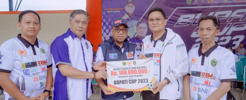 Bupati Barru Buka Turnamen Sepak Bola Bupati Cup 2023