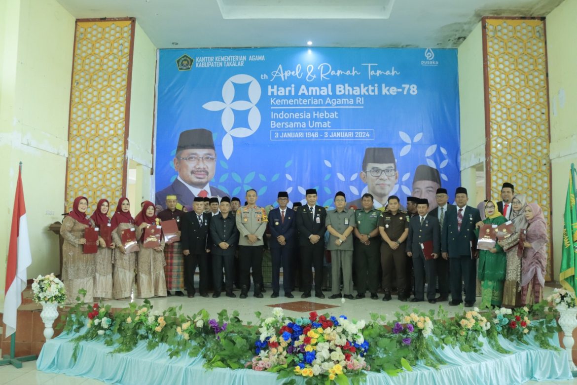 Hadiri Peringatan Hari Amal Bakti ke-78 Kemenag Kab. Takalar, Pj. Bupati mengajak ASN untuk Meningkatkan Spirit Layanan kepada Umat Beragama.