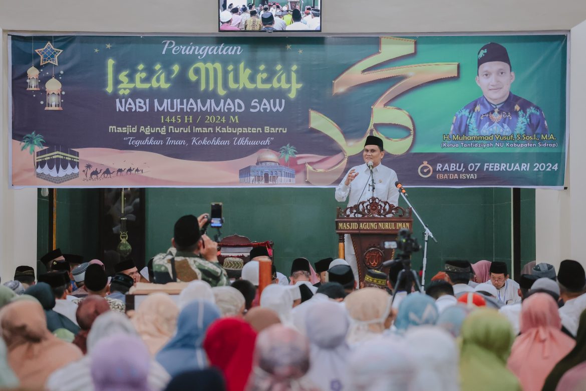 Bupati Barru Hadiri Isra Mi’raj di Masjid Agung