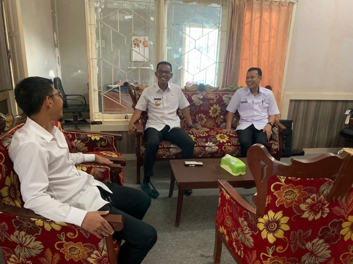 Pj. Bupati Takalar Sidak Hari Pertama Kerja Di Bulan Puasa