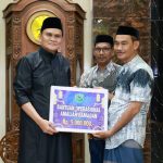 Bupati Barru Bersama Forkopimda Shalat Tarwi di Masjid At Ta'awun IMG-20240320-WA0110