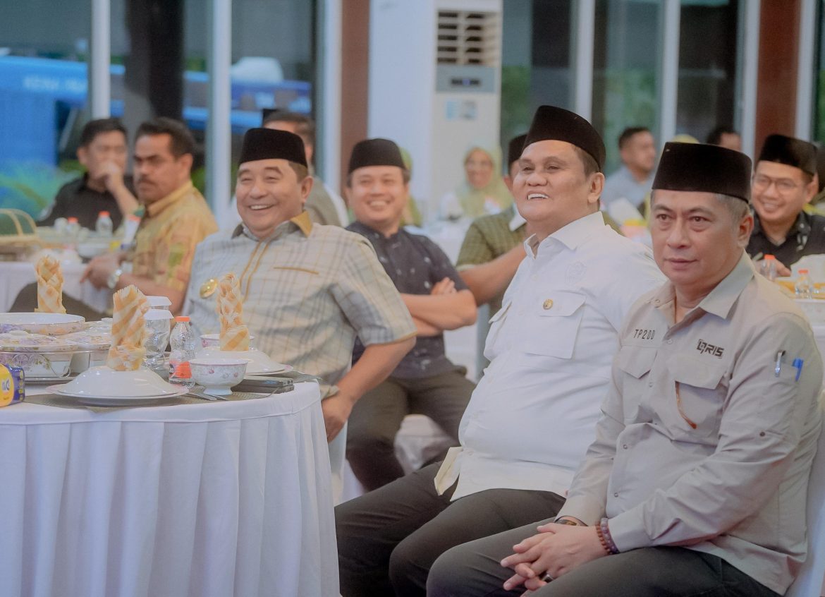 Bupati Barru  Menggelar Acara Buka Puasa Bersama Dengan Penjabat Pj. Gubernur