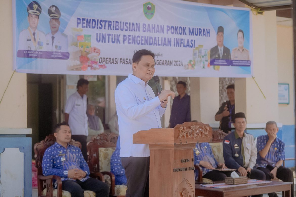 Bupati Barru Launching Pendistribusian Bahan Pokok Murah