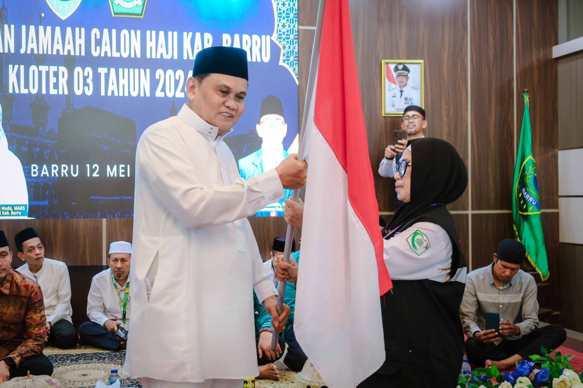 Sebanyak 187 Calon Jamaah Haji Reguler asal Kabupaten Barru Dilepas Bupati