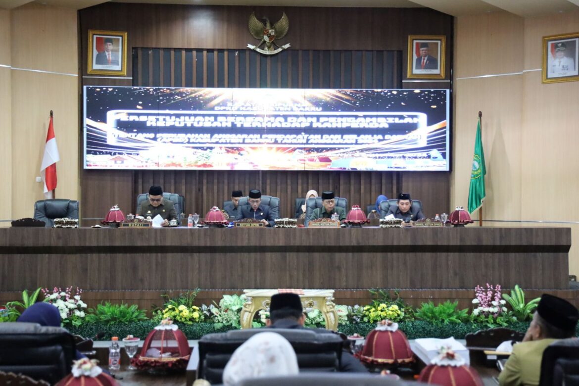 Bupati Barru Hadiri Rapat Paripurna DPRD