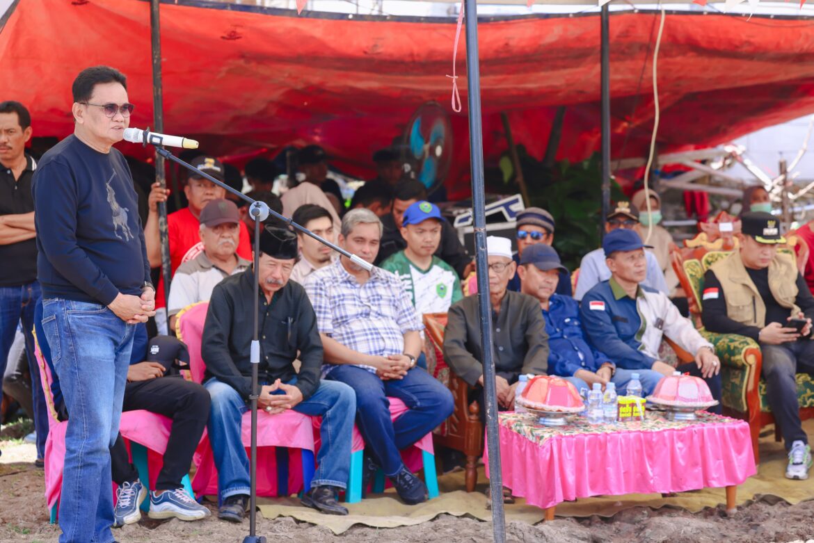 Bupati Barru Membuka Pesta Rakyat Lomba Balap Motor Taxi Gabah To Pabbiring