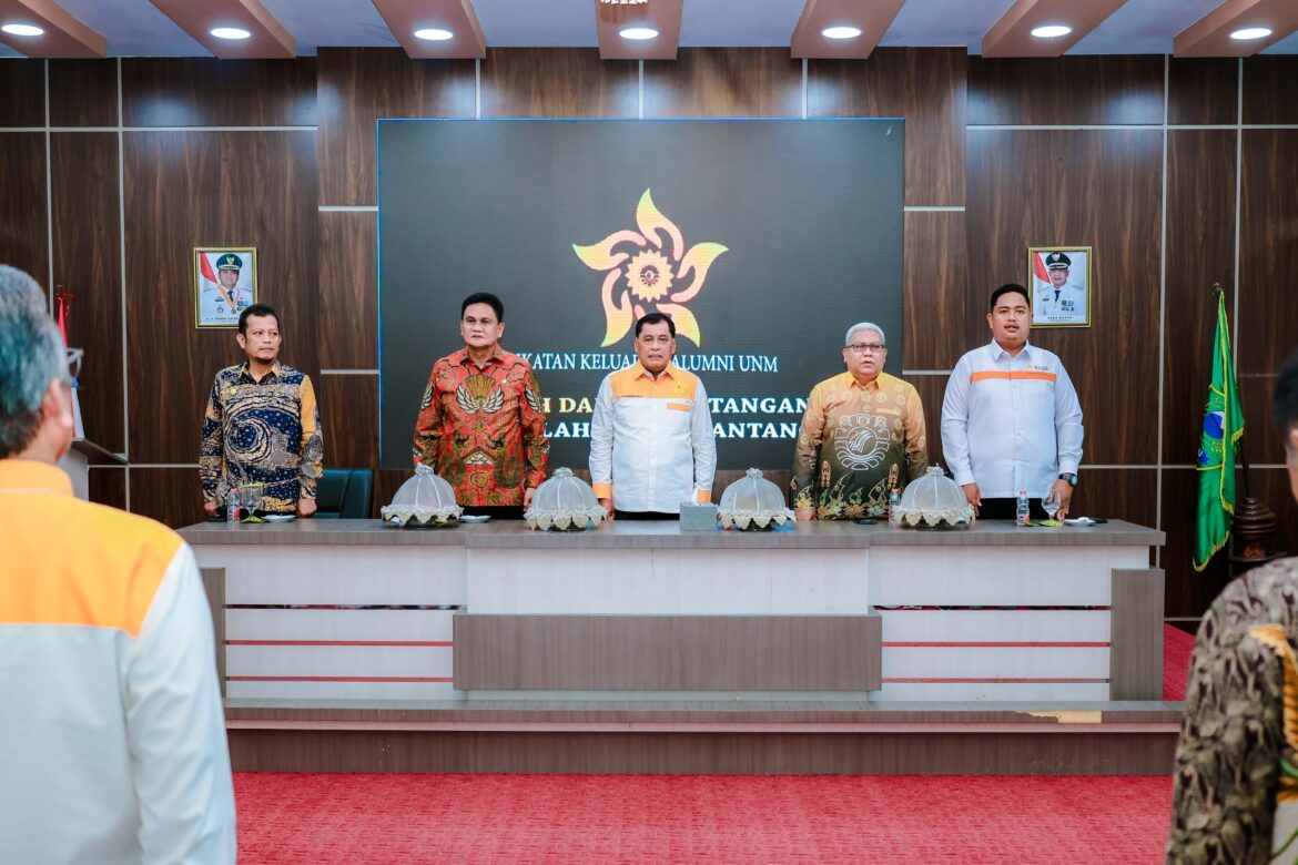 Bupati Barru Hadiri Pelantikan IKA UNM Kabupaten Barru Periode 2024-2029