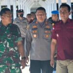 Pastikan Keamanan, Kapolres Sinjai Bersama Dandim Pantau Langsung TPS di Hari Pemungutan Suara.* IMG-20241127-WA0093