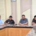 Komisi II DPRD Pinrang Terima Aspirasi Pedagang Pasar Sentral, Karno HW: Kalau Alasan Anggaran Pintu Pasar Sebelah Timur Tidak Bisa Dibuka, Biar Saya Yang Tanggulangi FB_IMG_1736162788834