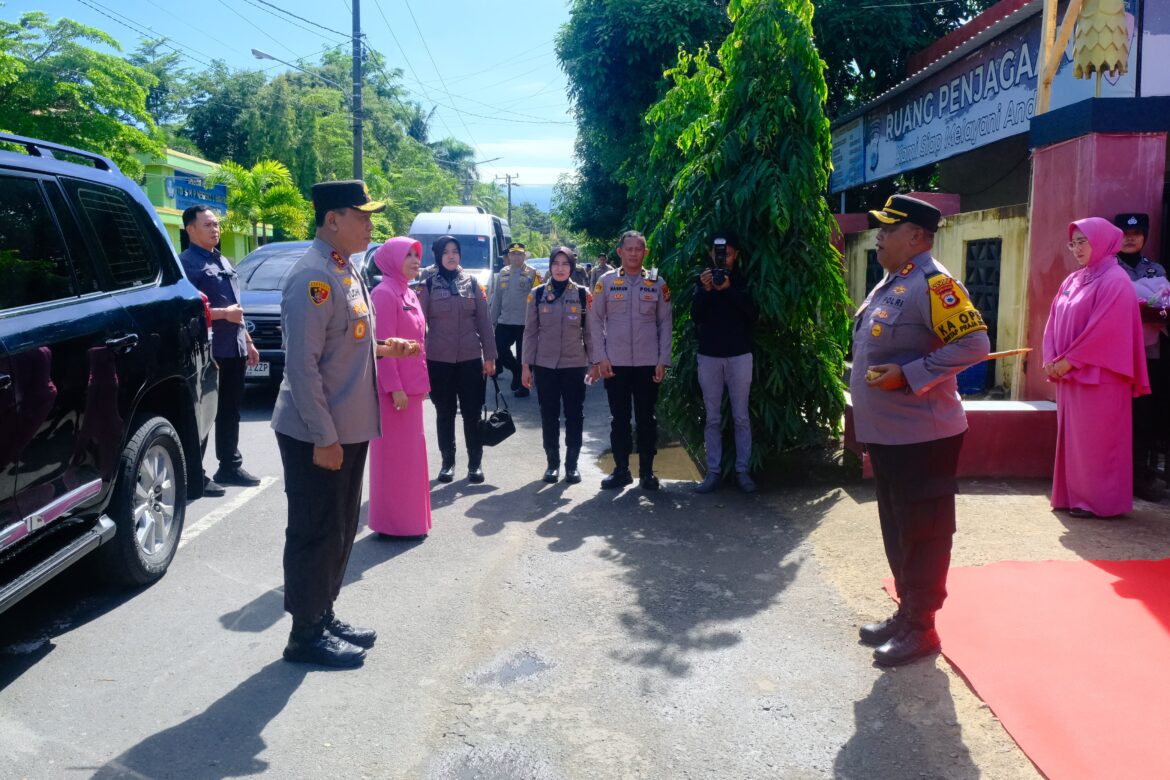 Kunjungan Kerja Kapolda Sulsel di Polres Barru