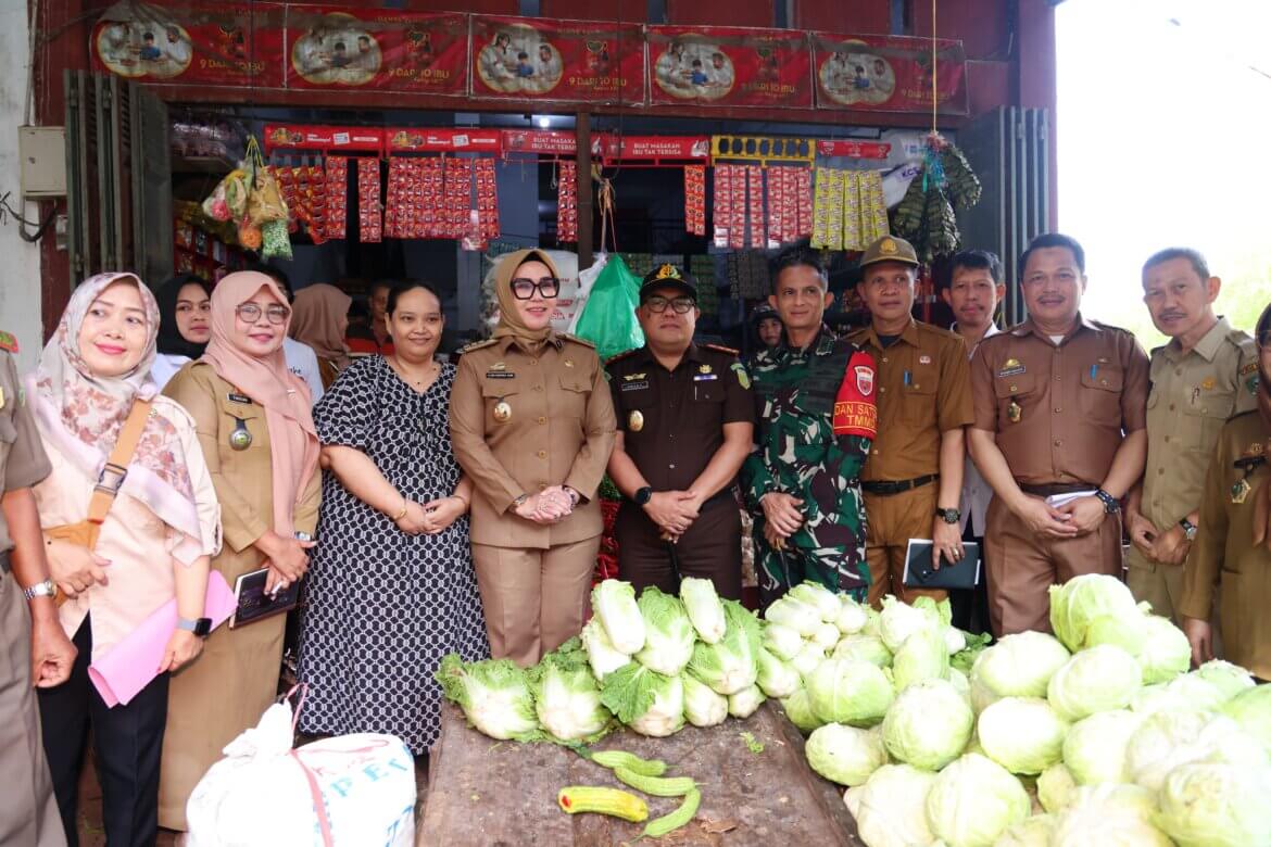 Bupati Barru Pastikan Harga Bahan Pokok Stabil Menjelang Ramadhan