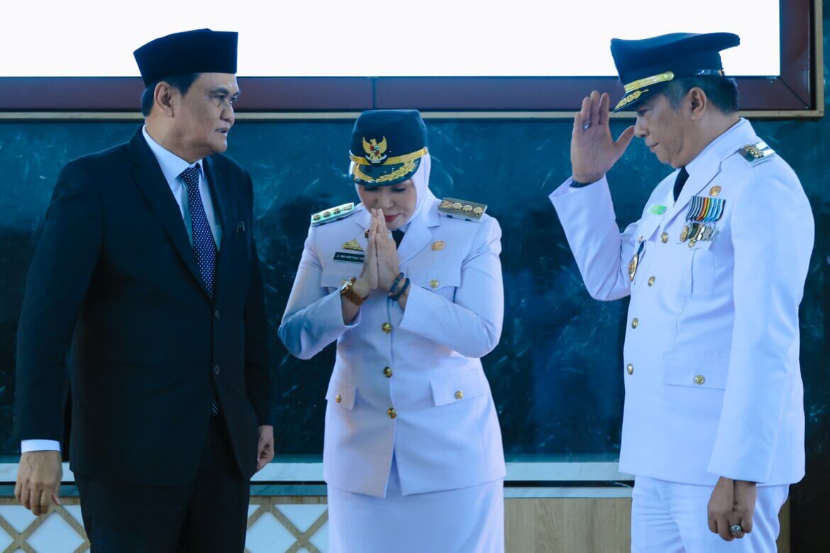 Momentum Bersejarah: Sertijab Bupati Barru, Andi Ina Kartika Sari Siap Lanjutkan Pembangunan