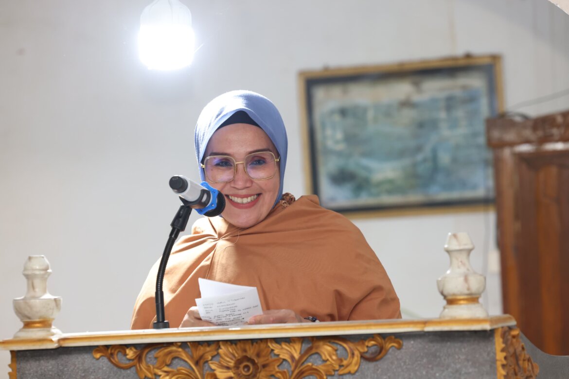 Safari Ramadhan di Pujananting, Bupati Andi Ina Siap Wujudkan Janji Politik dalam 100 Hari Kerja