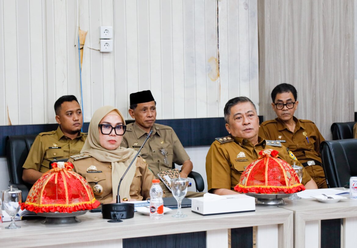 Bupati dan Wakil Bupati Barru Ikuti Raker dan RDP Komisi II DPR RI Secara Virtual