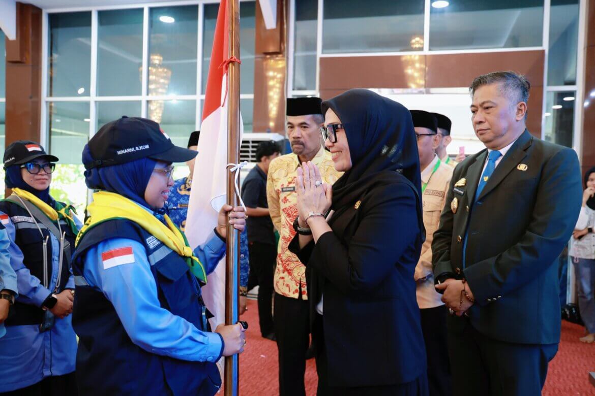 176 Calon Jemaah Haji Barru Dilepas, Bupati Titip Doa untuk Daerah dan Bangsa