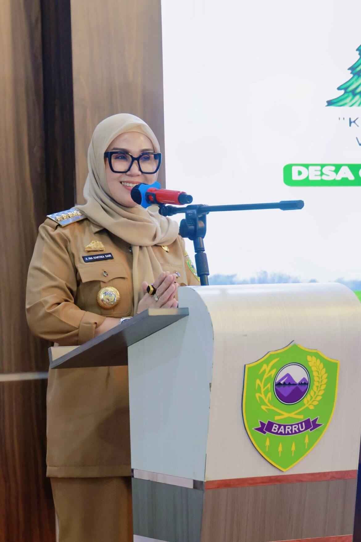 Bupati Barru Sambut Hangat Siswa SMA Islam Athira dalam Program Village Observation