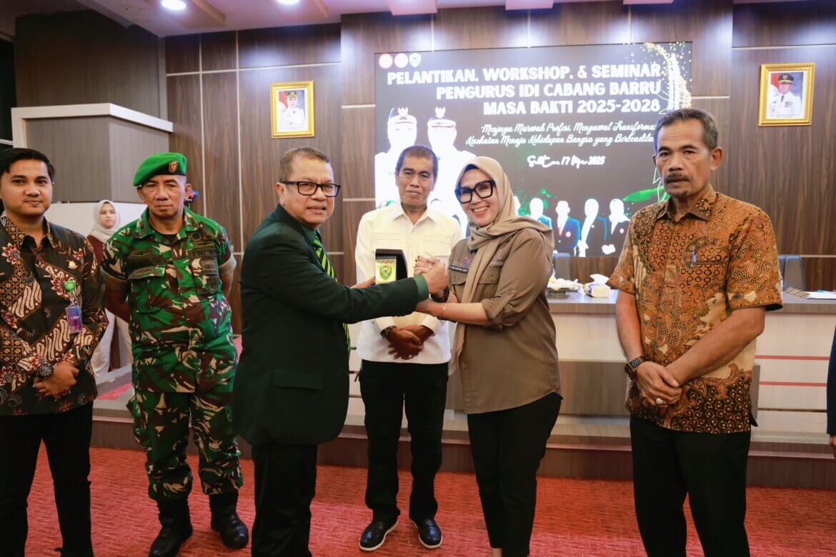 Saat Bupati Merinding Dengarkan Sumpah Dokter: IDI Barru Diharapkan Jadi Pilar Kesehatan Bermartabat