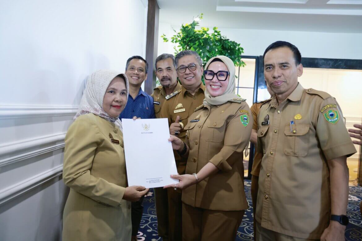 Bupati Barru Lantik Plt. Pejabat Baru di RSUD Lapatarai, Dorong Percepatan Layanan Kesehatan