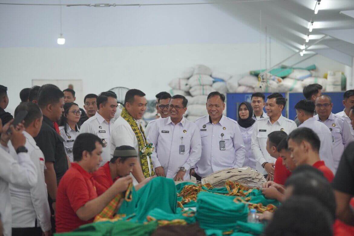 Wamen IMIPAS Tinjau Lapas Makassar, Apresiasi Program Pembinaan Produktif Warga Binaan