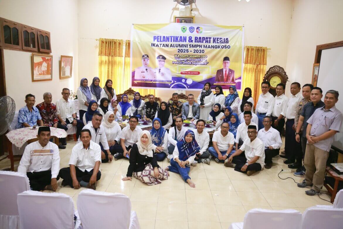 Khalil AM Sihab Resmi Nahkodai IKA SMPN Mangkoso 2025–2030, Usung Semangat Sinergi dan Inovasi