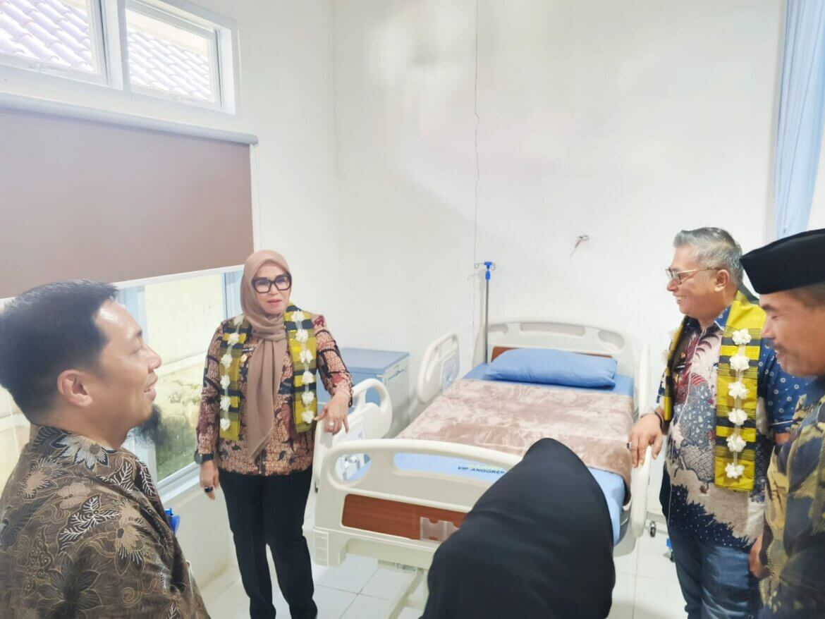 Bupati Barru Resmikan Gedung Anggrek VVIP RSUD Lapatarai dan Luncurkan Layanan Baru