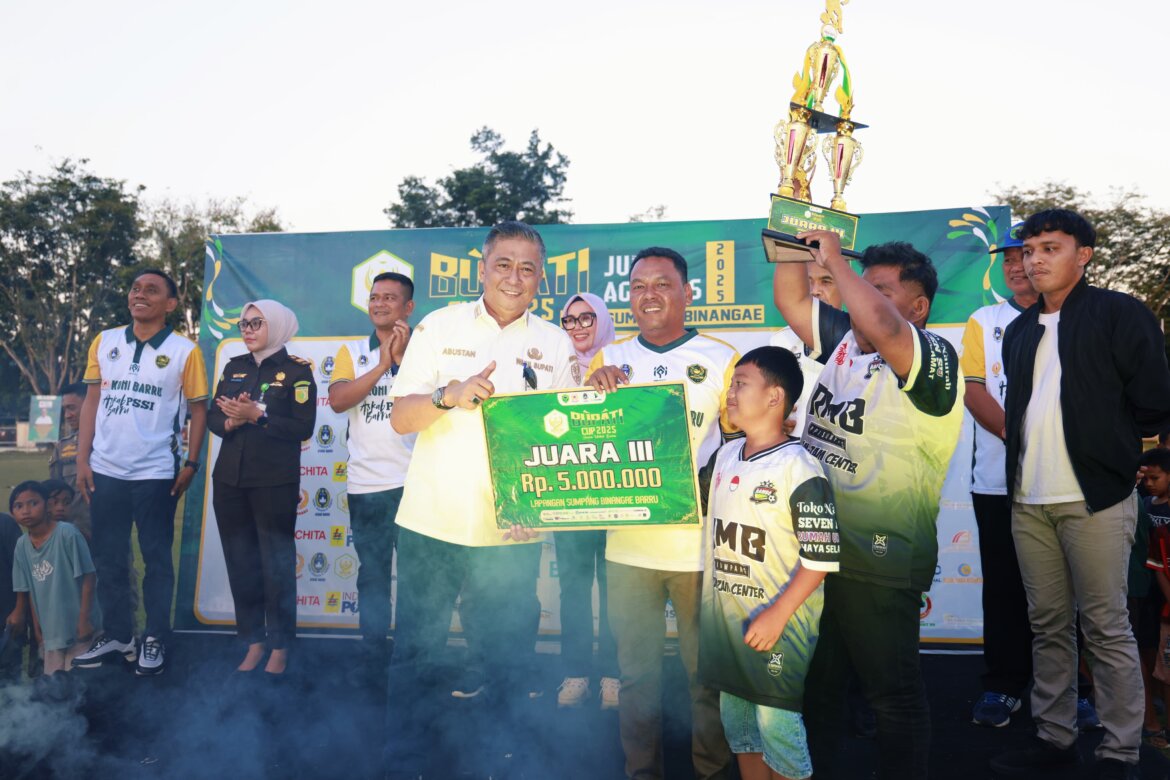 Bupati Barru Resmi Tutup Bupati Cup 2025: PS Putra Sigi Juara, Turnamen Diwarnai Semangat Persatuan dan Talenta Lokal