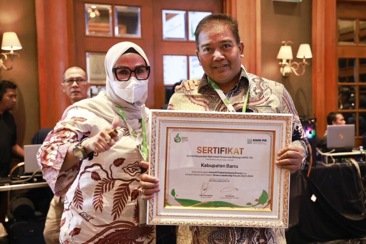 Barru Raih Penghargaan Nasional atas Keberhasilan Terapkan Skema Pendanaan Ekologis Berbasis Kinerja (EFT)