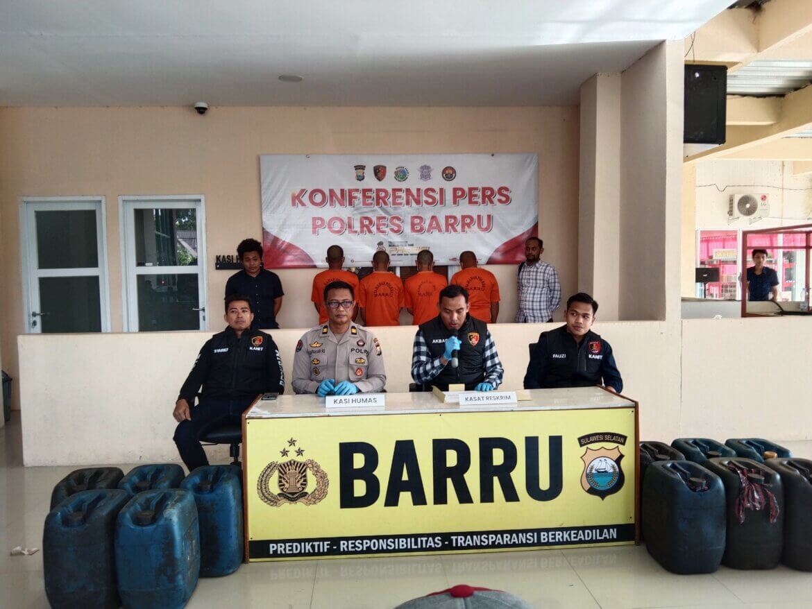 Sopir Dump Truk Diamankan Polres Barru Terkait Dugaan Penyelewengan BBM Bersubsidi
