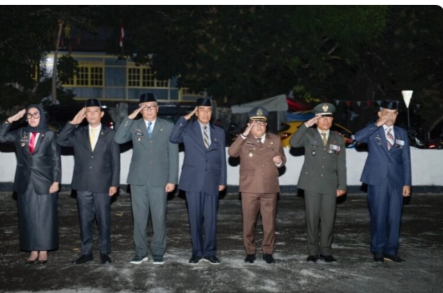 Apel Kehormatan dan Renungan Suci di TMP Sumpang Binangae, Barru Peringati HUT ke-80 RI