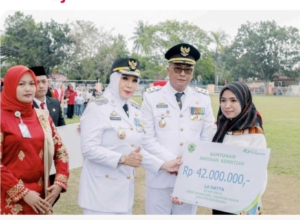 Lima Ahli Waris Peserta BPJS Ketenagakerjaan Terima Santunan pada HUT ke-80 RI di Barru