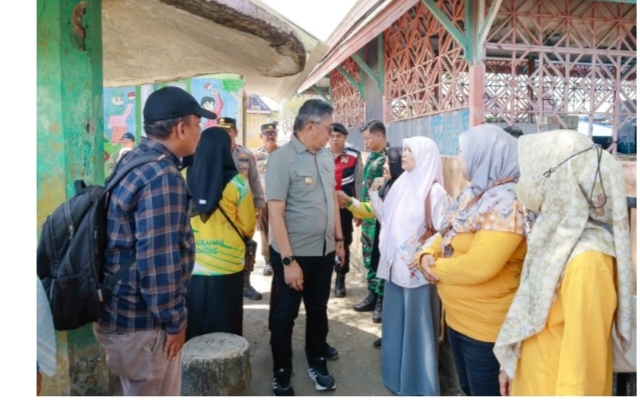 Pemkab Barru Gelar Pasar Murah di Seluruh Kecamatan, Bantu Kendalikan Inflasi Daerah