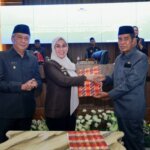 a8bf7e546b3511dd6dd90c353ac32489374aa4a1fc34fd54fec1396c4bd9e41a.0