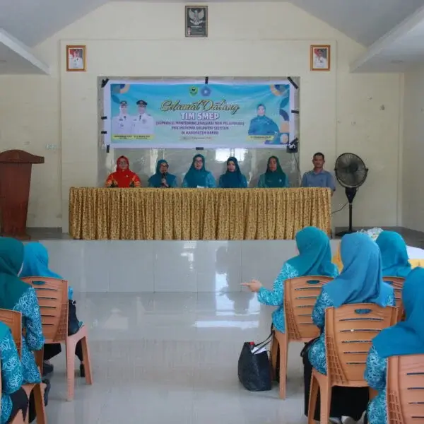 Ketua TP PKK Barru Sambut Tim SMEP PKK Sulsel di Mallusetasi