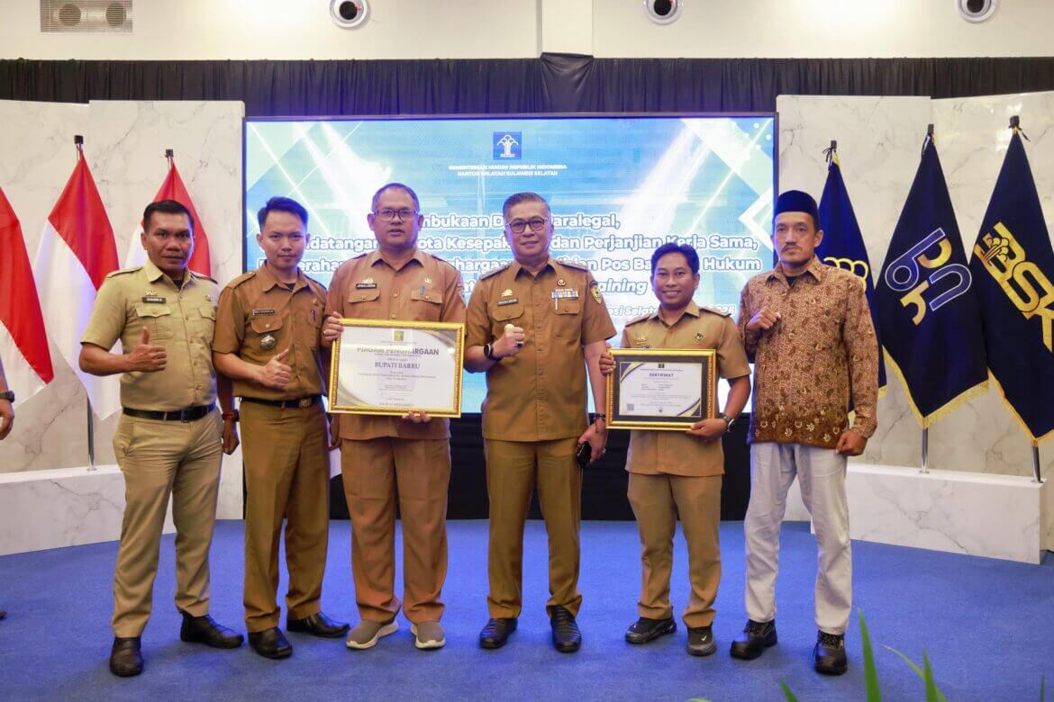55 Pos Bantuan Hukum Berdiri di Barru, Komitmen Bupati Andi Ina dan Wabup Abustan Terbukti