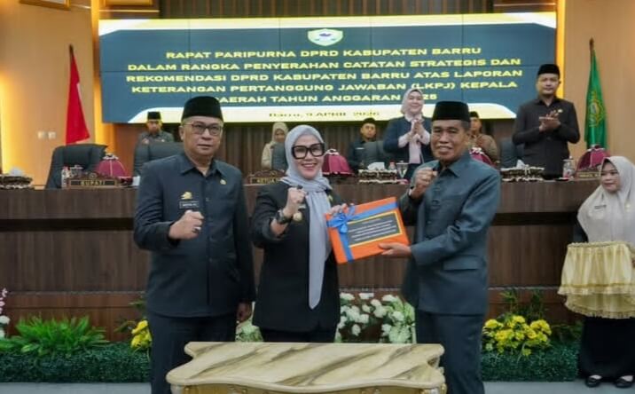 Bupati Barru Terima Rekomendasi DPRD atas LKPJ 2025, Jadi Acuan Penyusunan APBD 2027