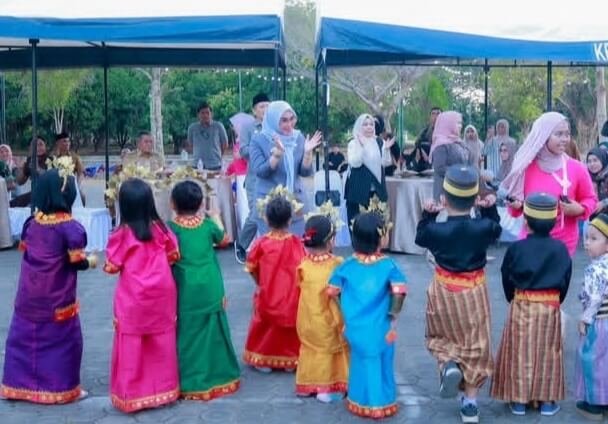 Bupati Andi Ina Terima 15 Poin Suara Anak Barru pada Puncak HAN 2026